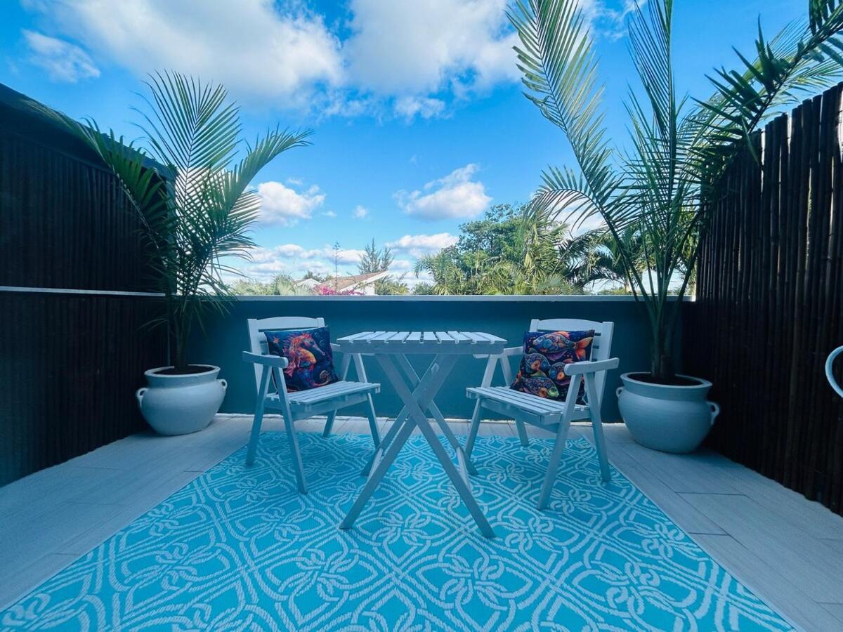 Artistic Retreat, King Suite With Private Balcony! Delray Beach Kültér fotó