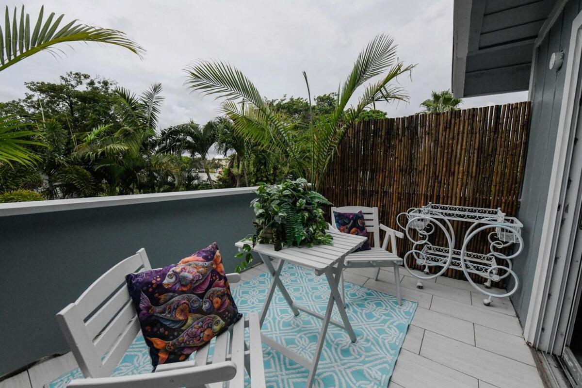 Artistic Retreat, King Suite With Private Balcony! Delray Beach Kültér fotó